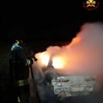 Oria, auto a fuoco nelle campagne intervengono i Vigili del Fuoco