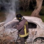 Oria: Vigili del fuoco al lavoro per un’auto in fiamme nelle campagne di Oria. Indagano i CC IMG 20240221 WA0001